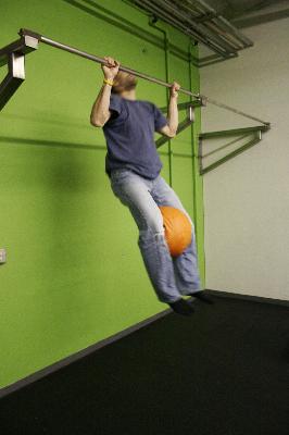 Pullup with medicine ball